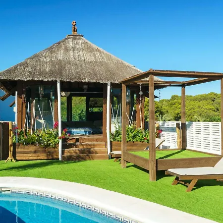 Los Aguilares Villa